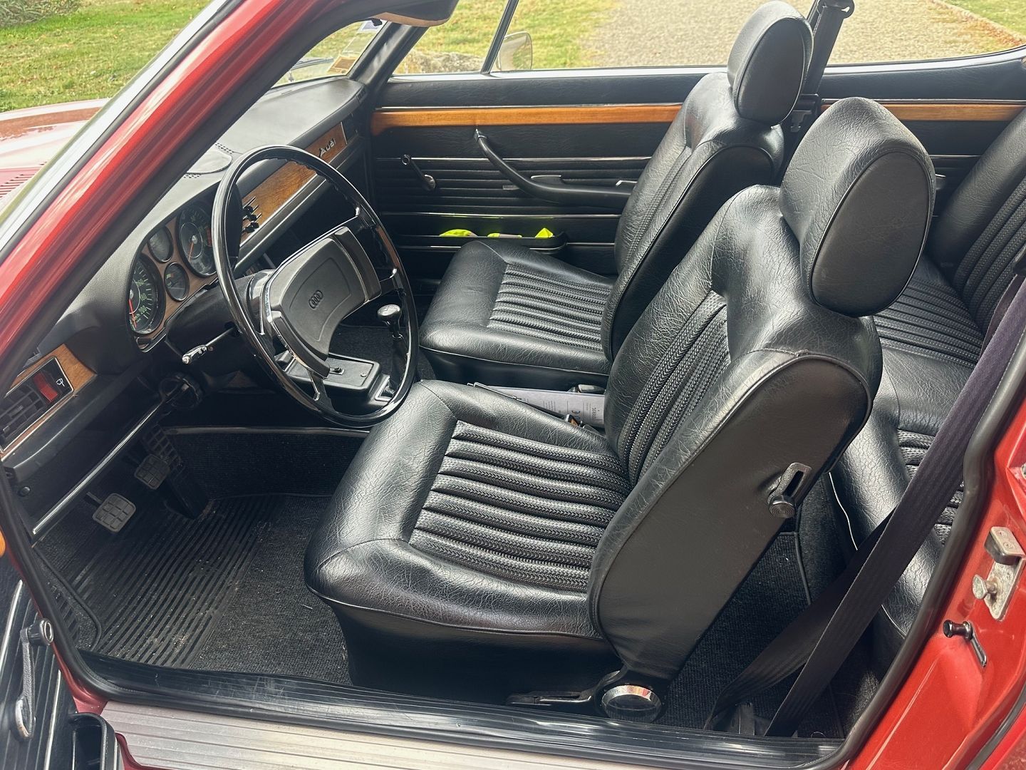 Audi 100 S COUPE S 9