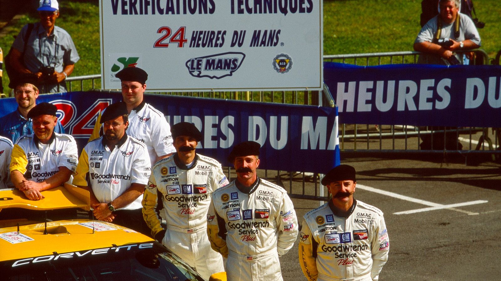 Chevrolet CORVETTE C5-R 3