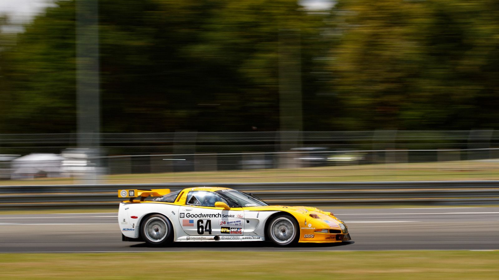 Chevrolet CORVETTE C5-R 13