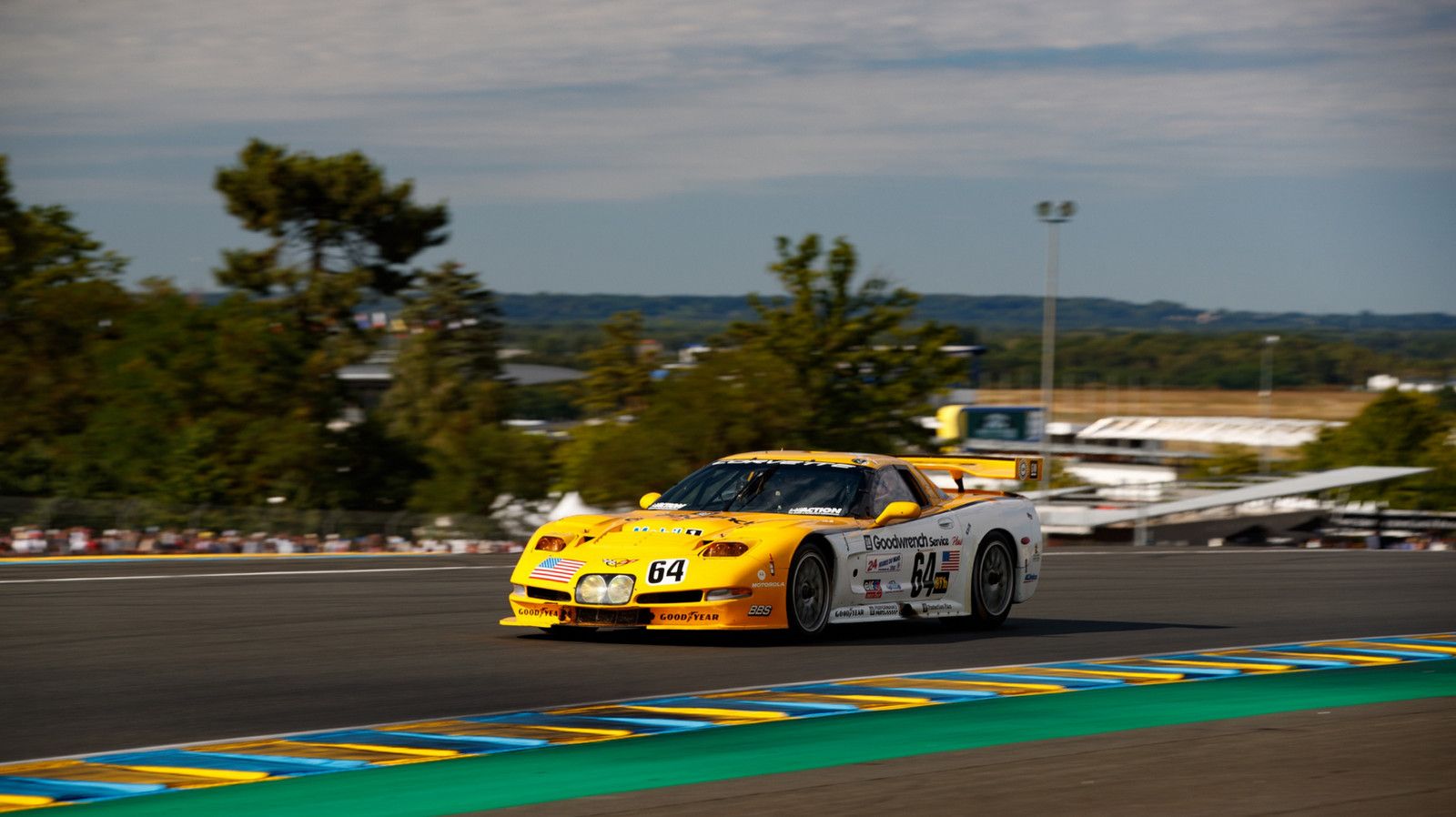 Chevrolet CORVETTE C5-R 16
