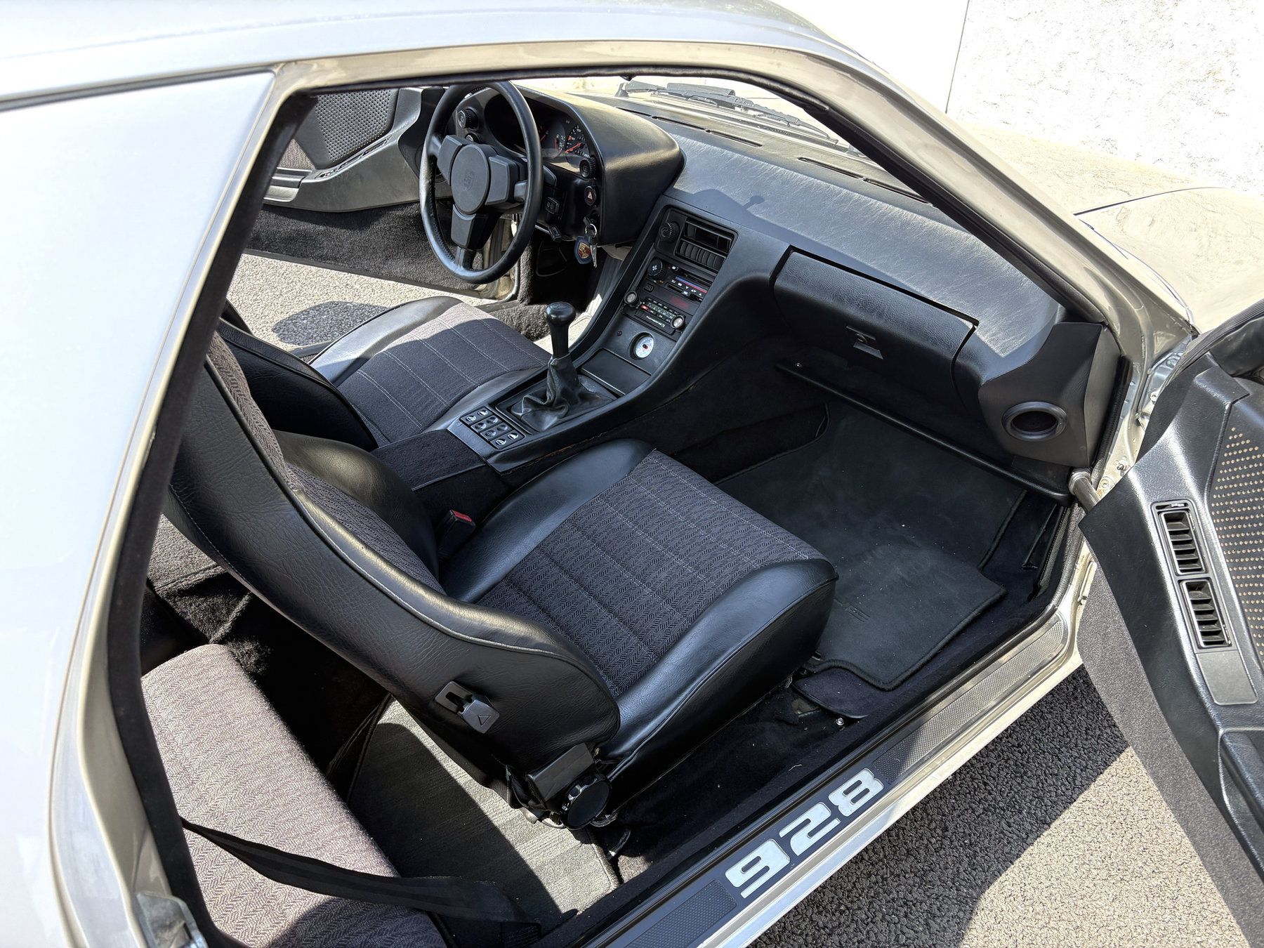 Porsche 928 10