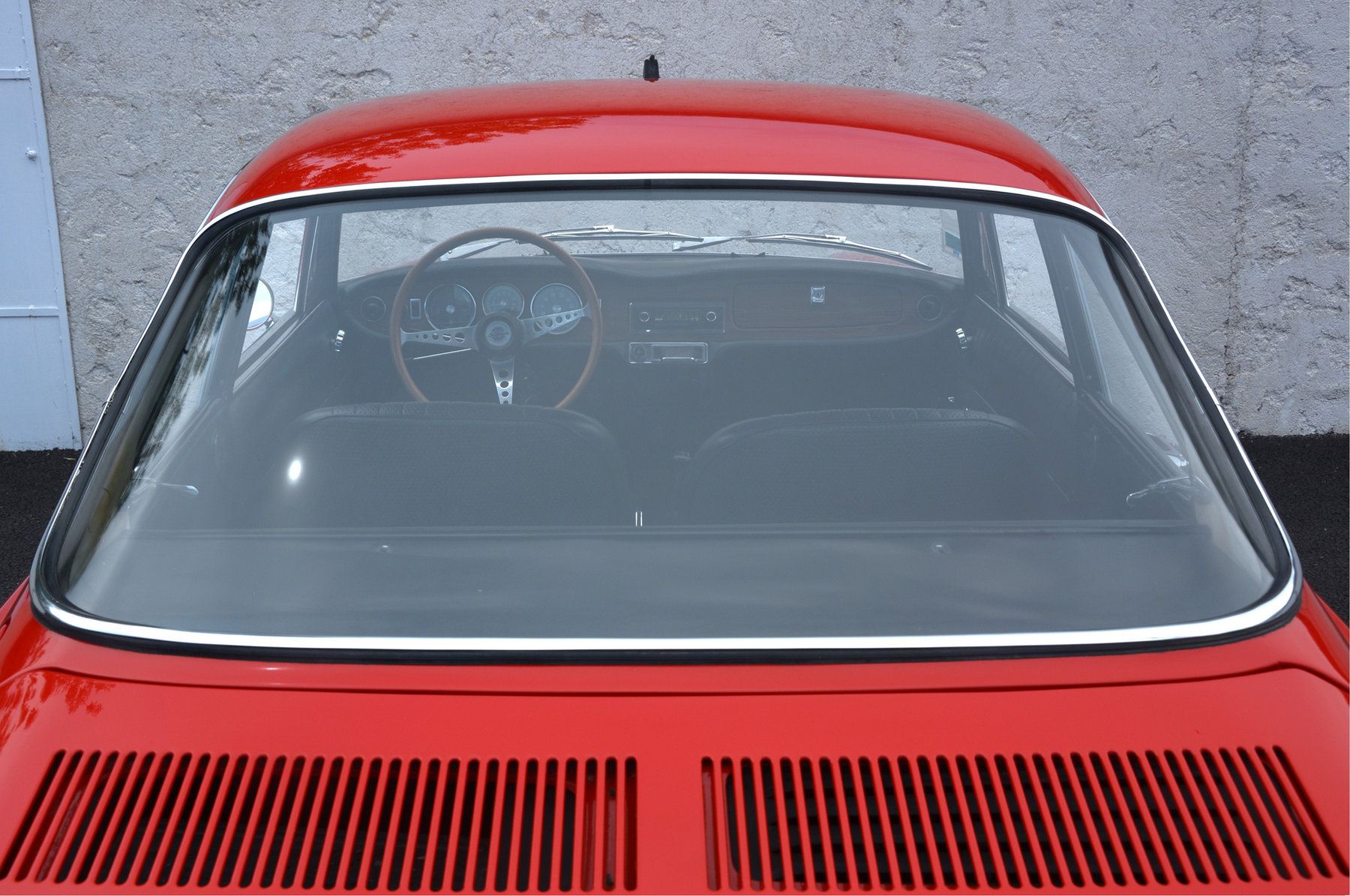 1200S Coupé Bertone 7
