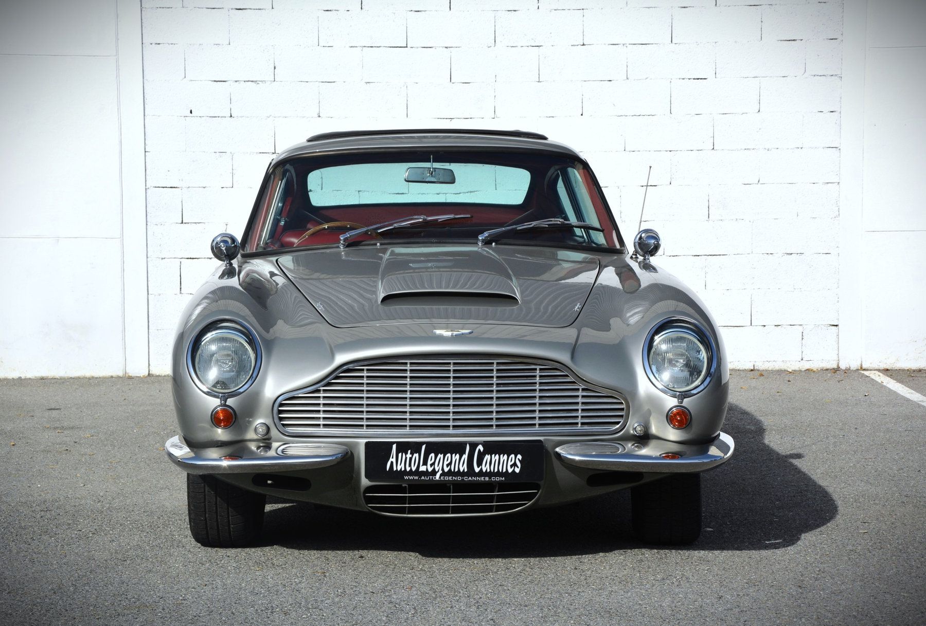 Aston Martin DB6 MKI Superleggera 23