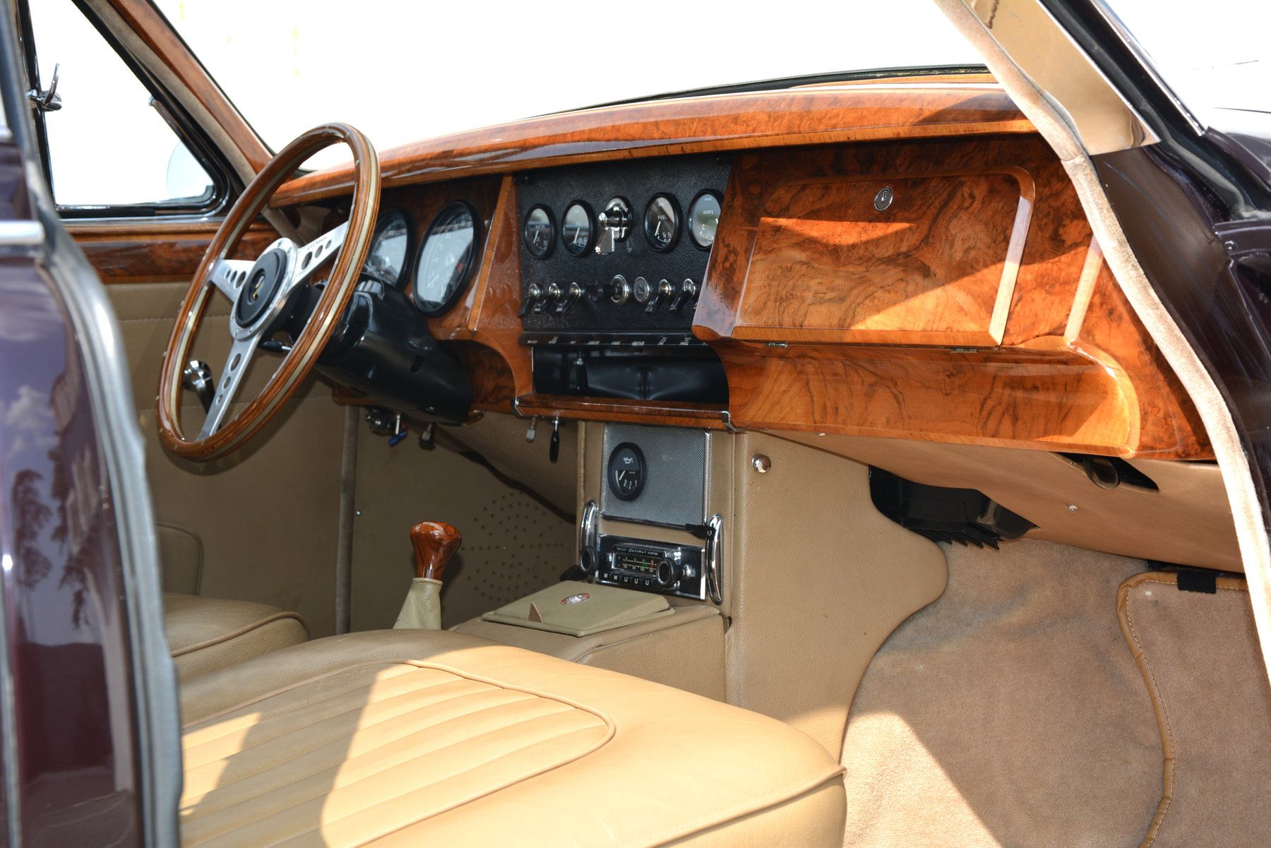 Jaguar MK2 3.8L 16