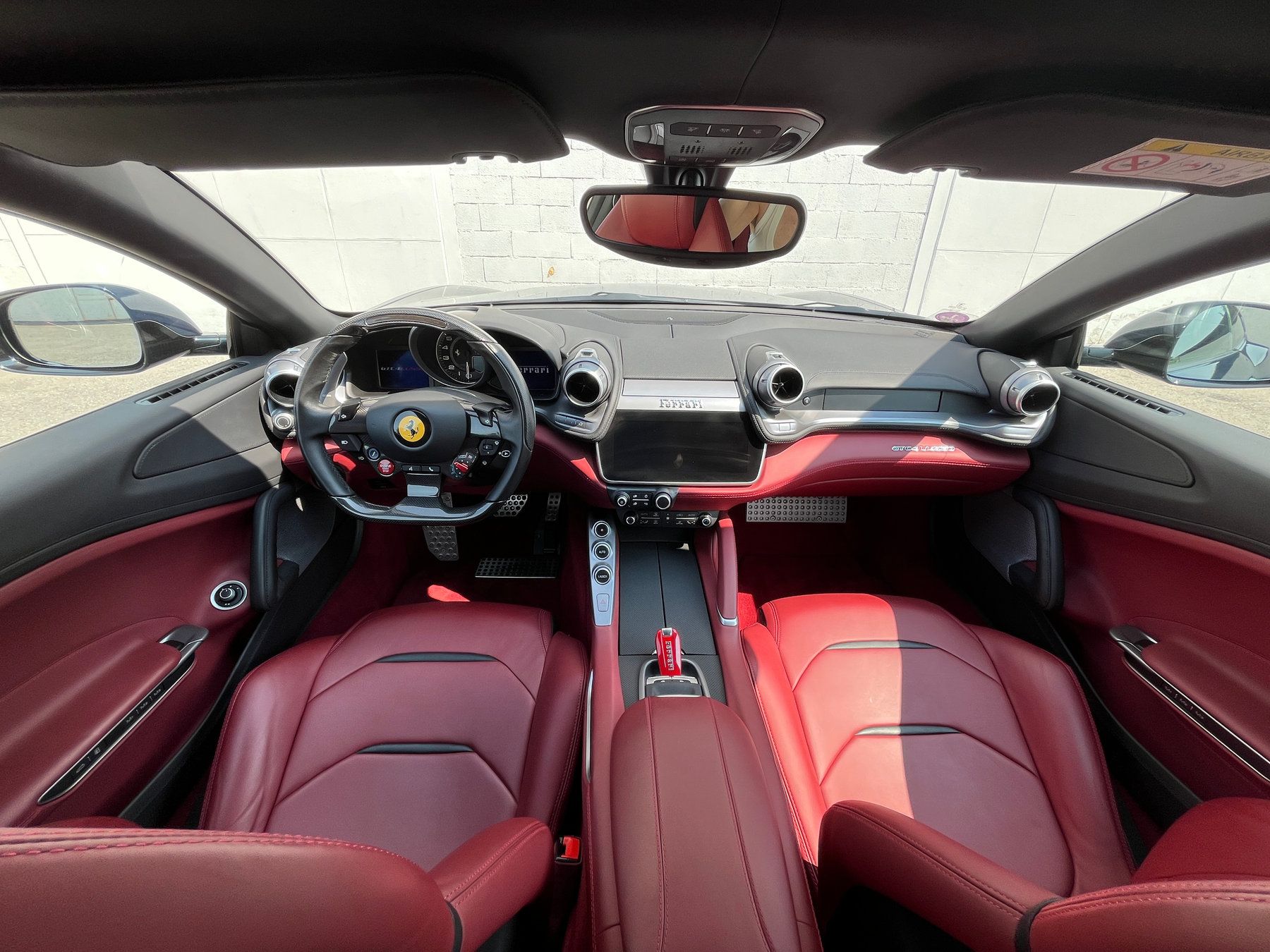 Ferrari GTC4 Lusso V12 19