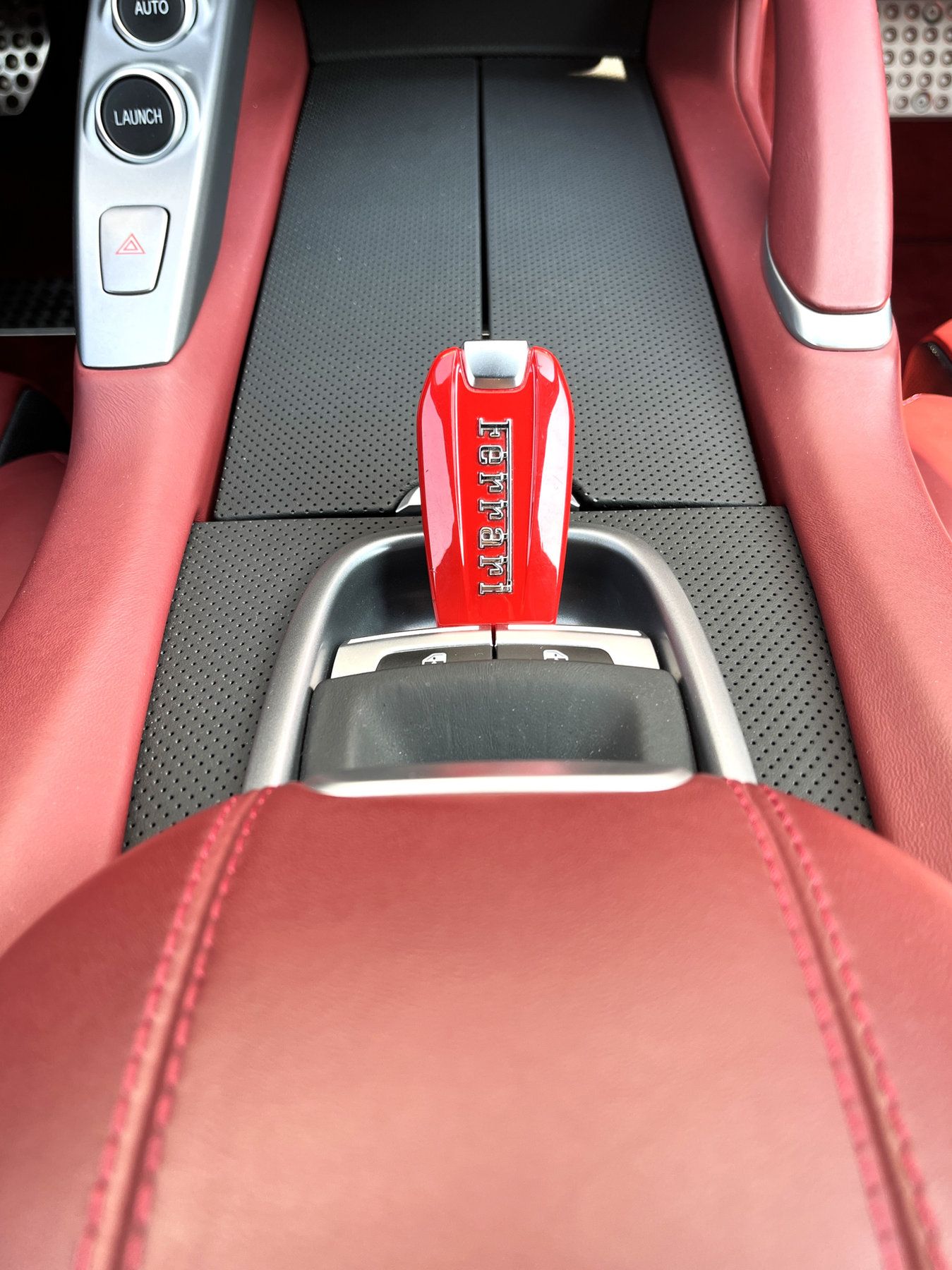Ferrari GTC4 Lusso V12 22