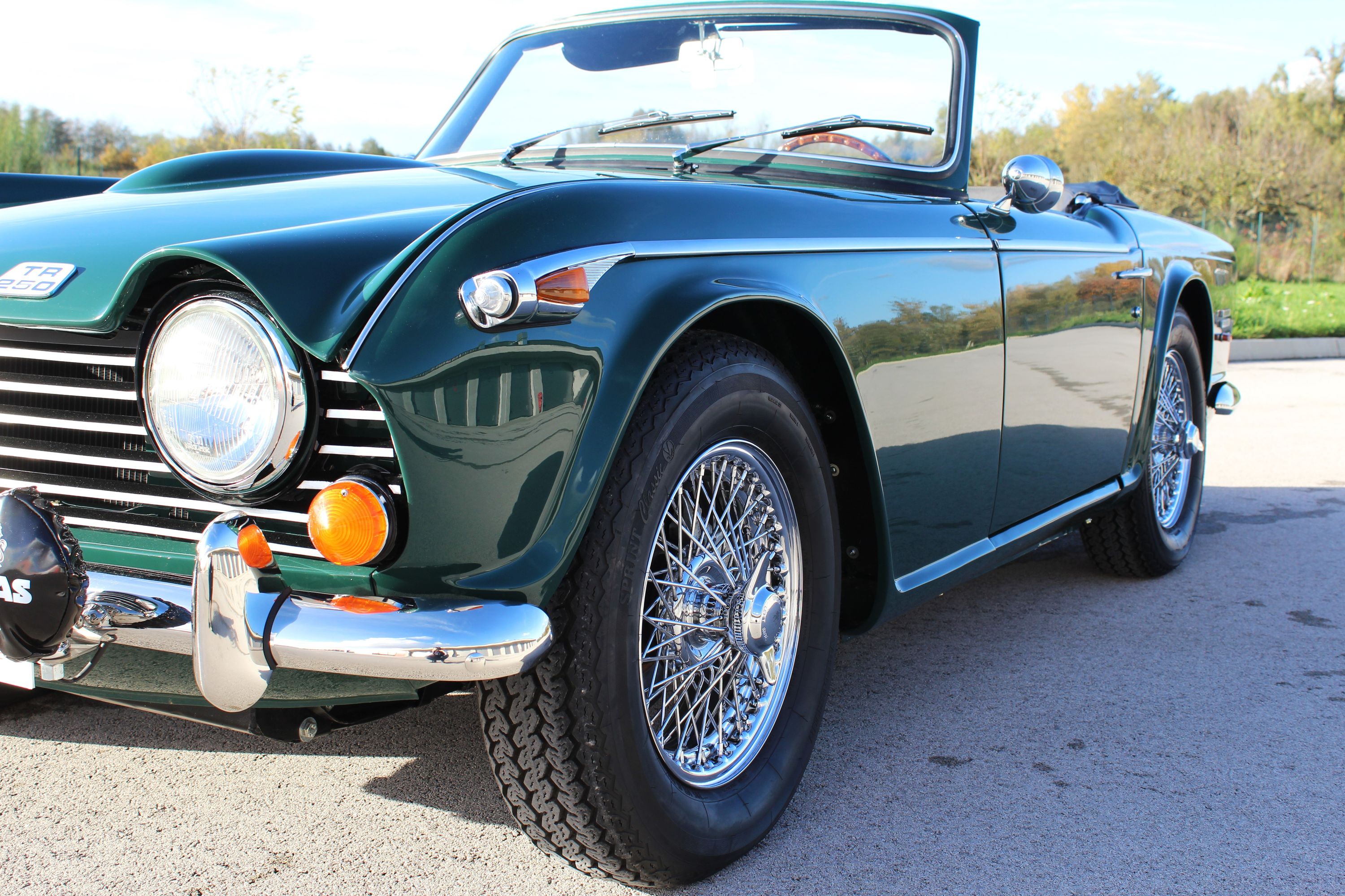 Triumph TR250 8