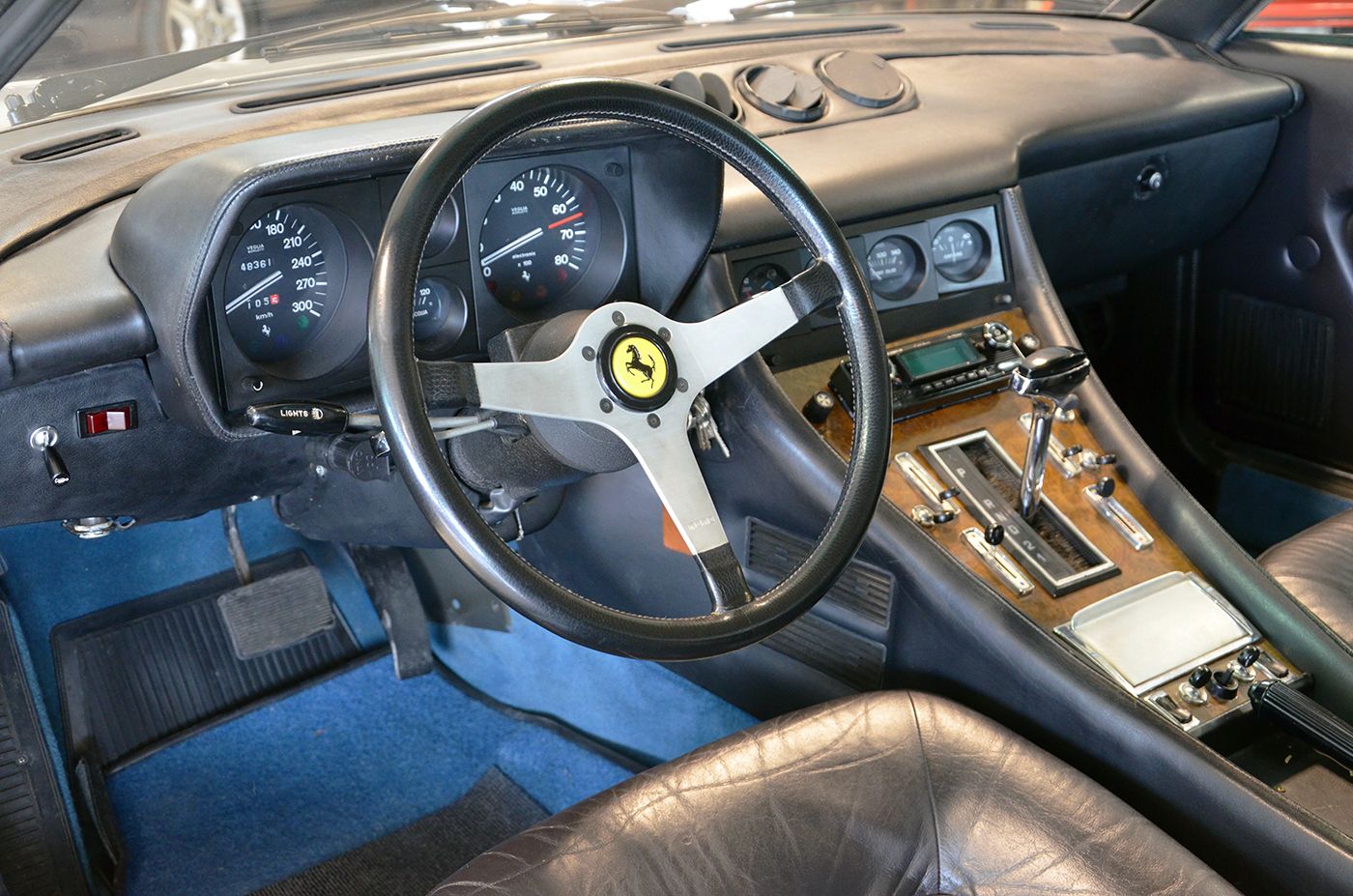 Ferrari 400 GT Automatique Carburateurs 6