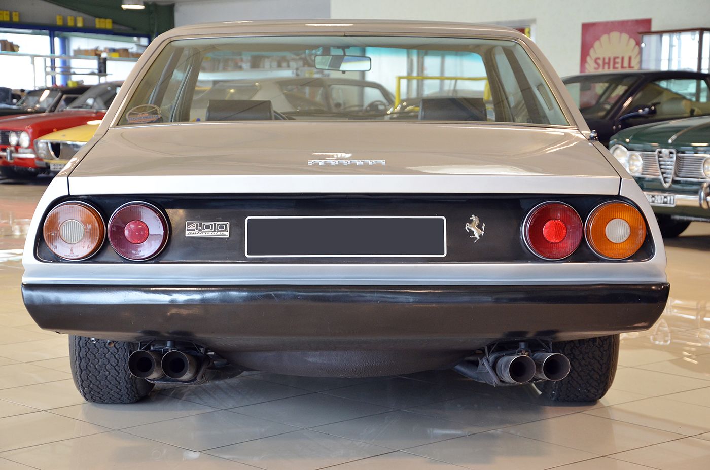 Ferrari 400 GT Automatique Carburateurs 8