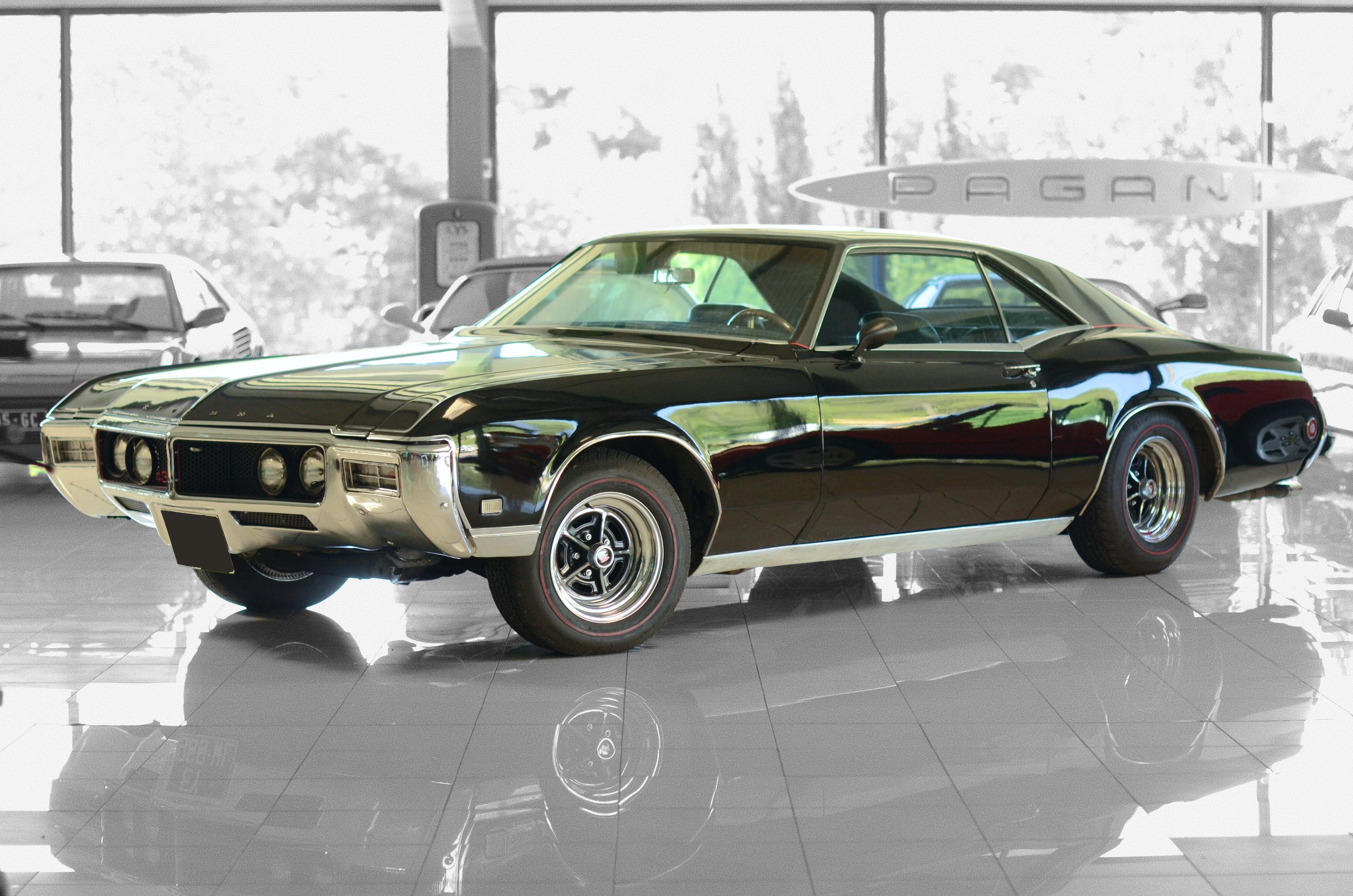 Riviera Gran Sport 16