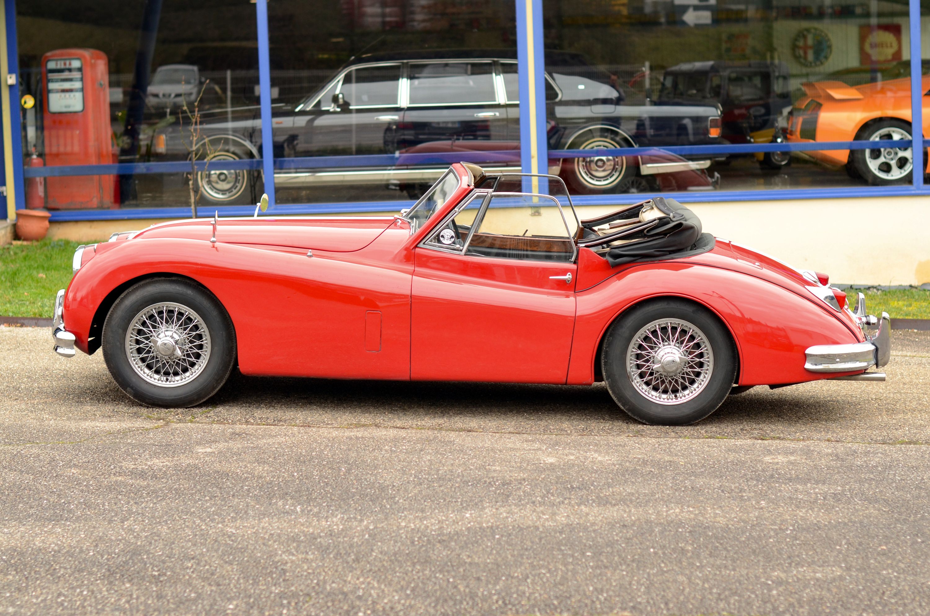 Jaguar XK 140 DHC 2