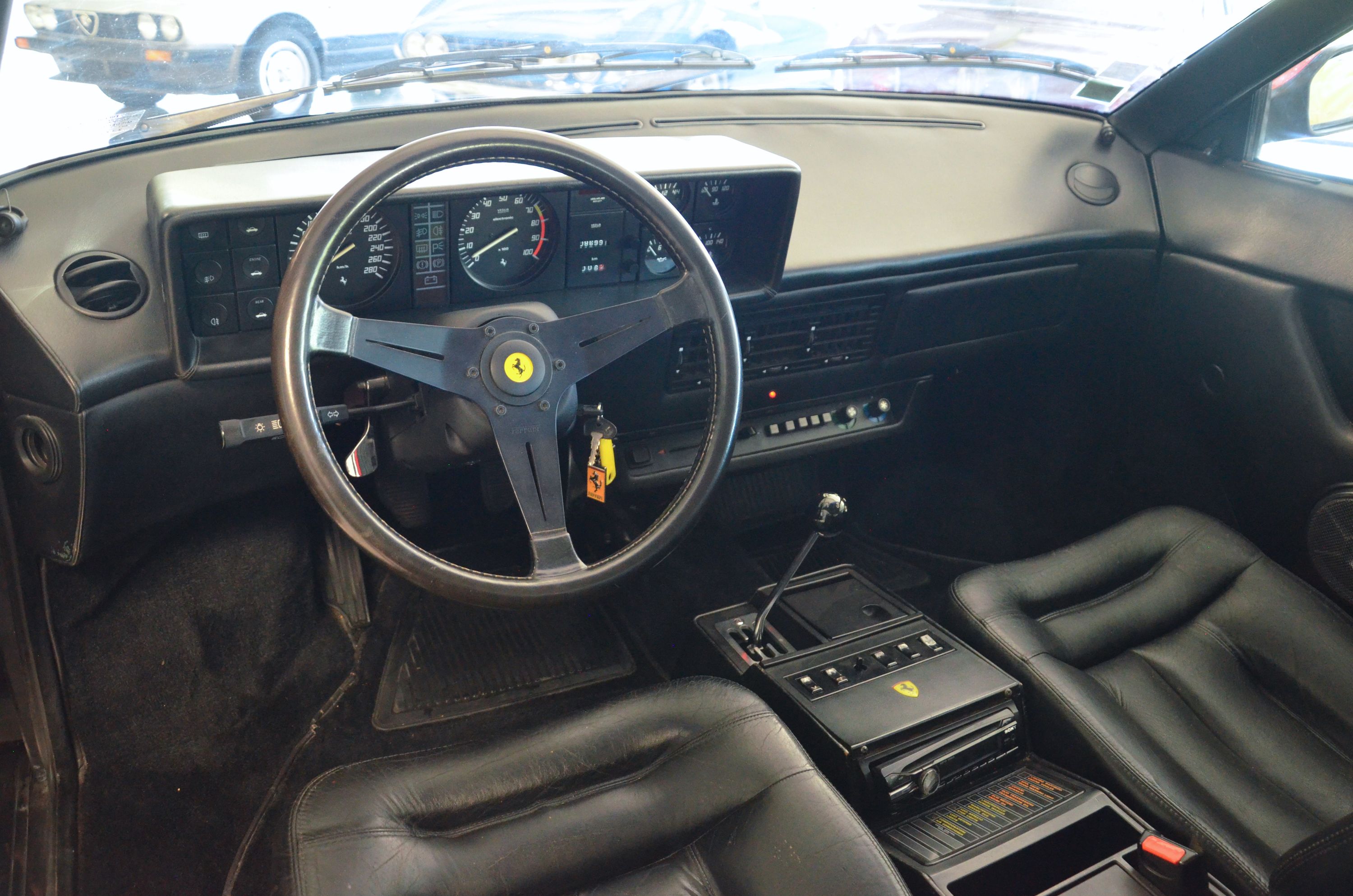 Ferrari Mondial 8 7