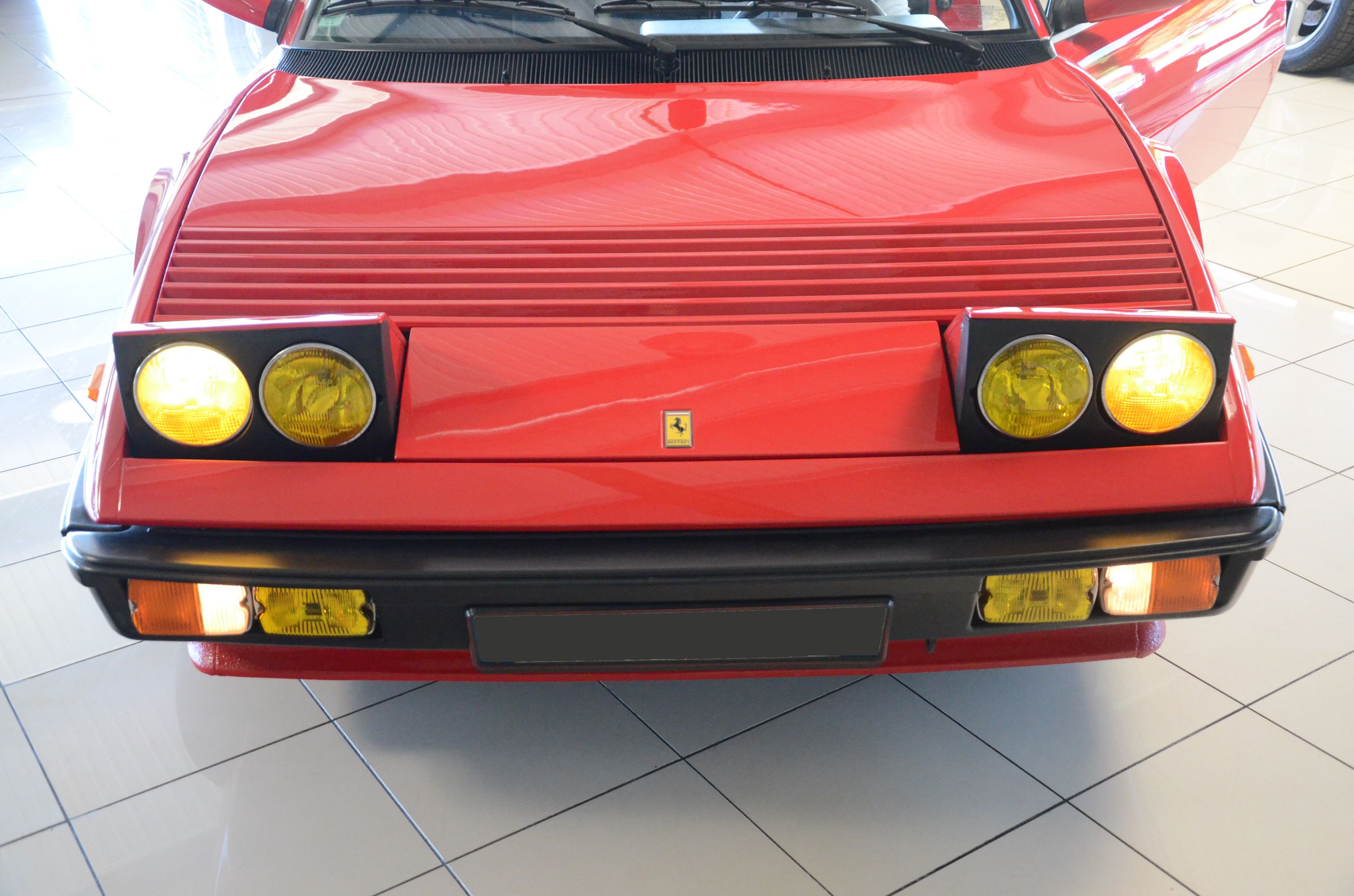 Ferrari Mondial 8 13