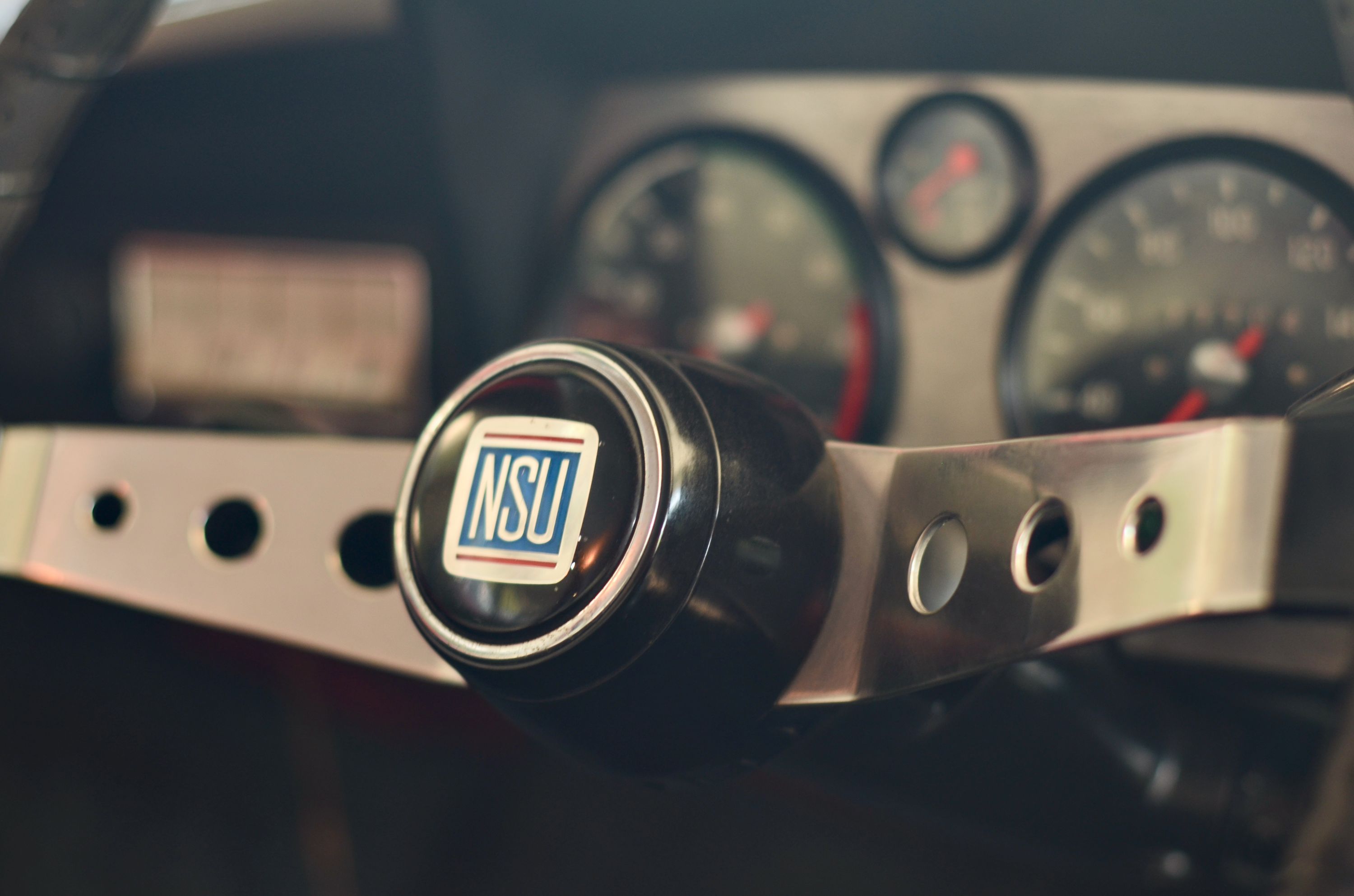 1200 TT 9