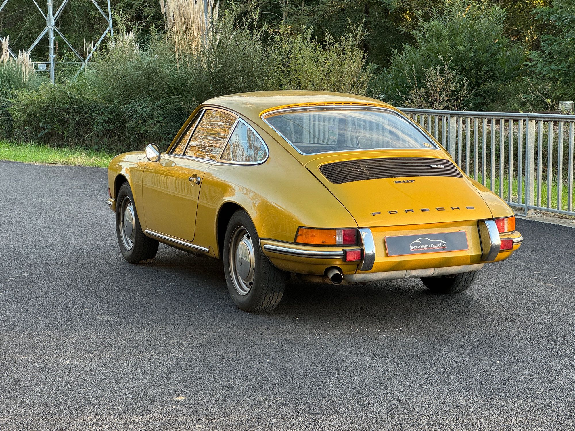 Porsche 911 2.4T 7