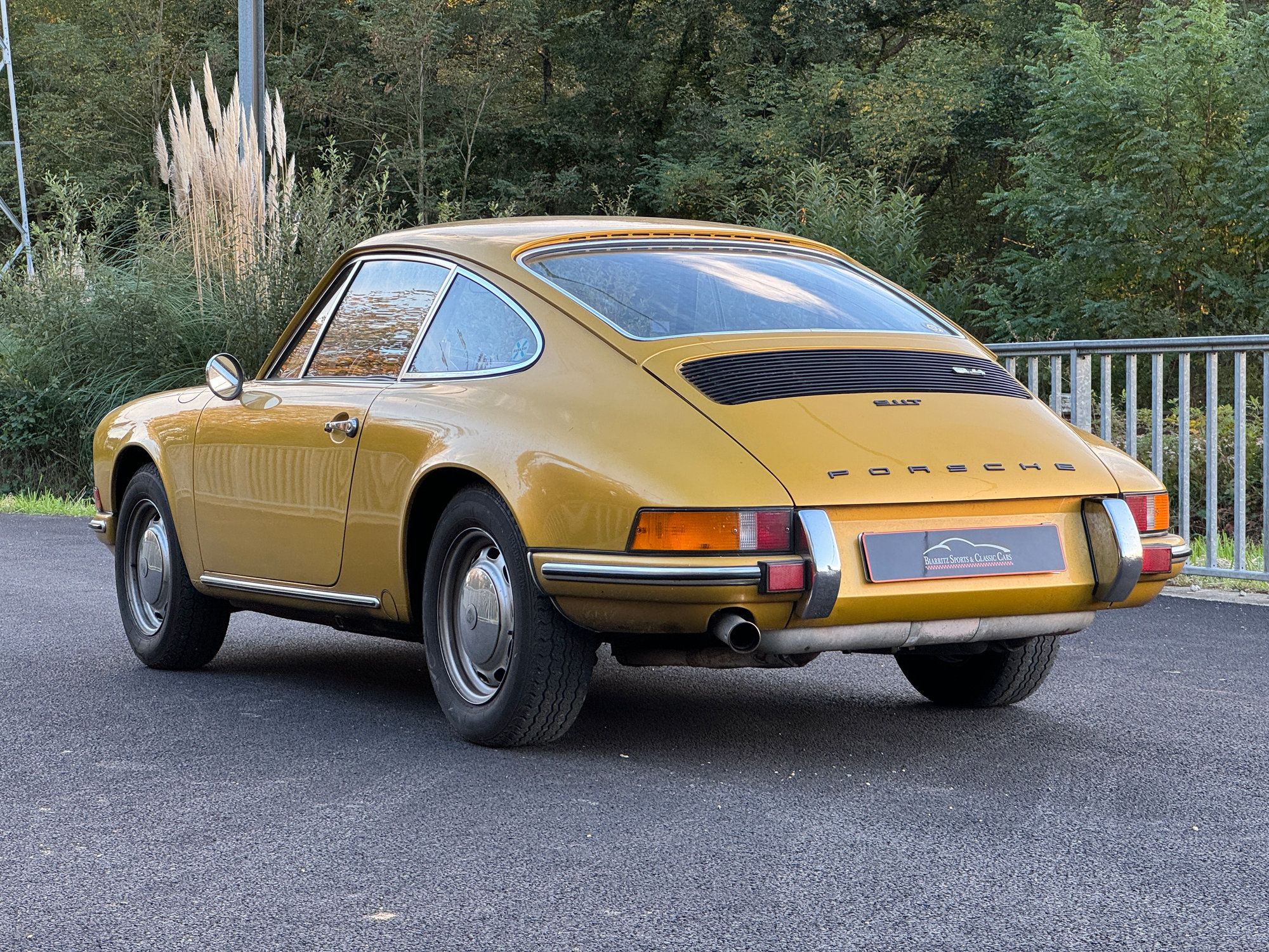 Porsche 911 2.4T 10
