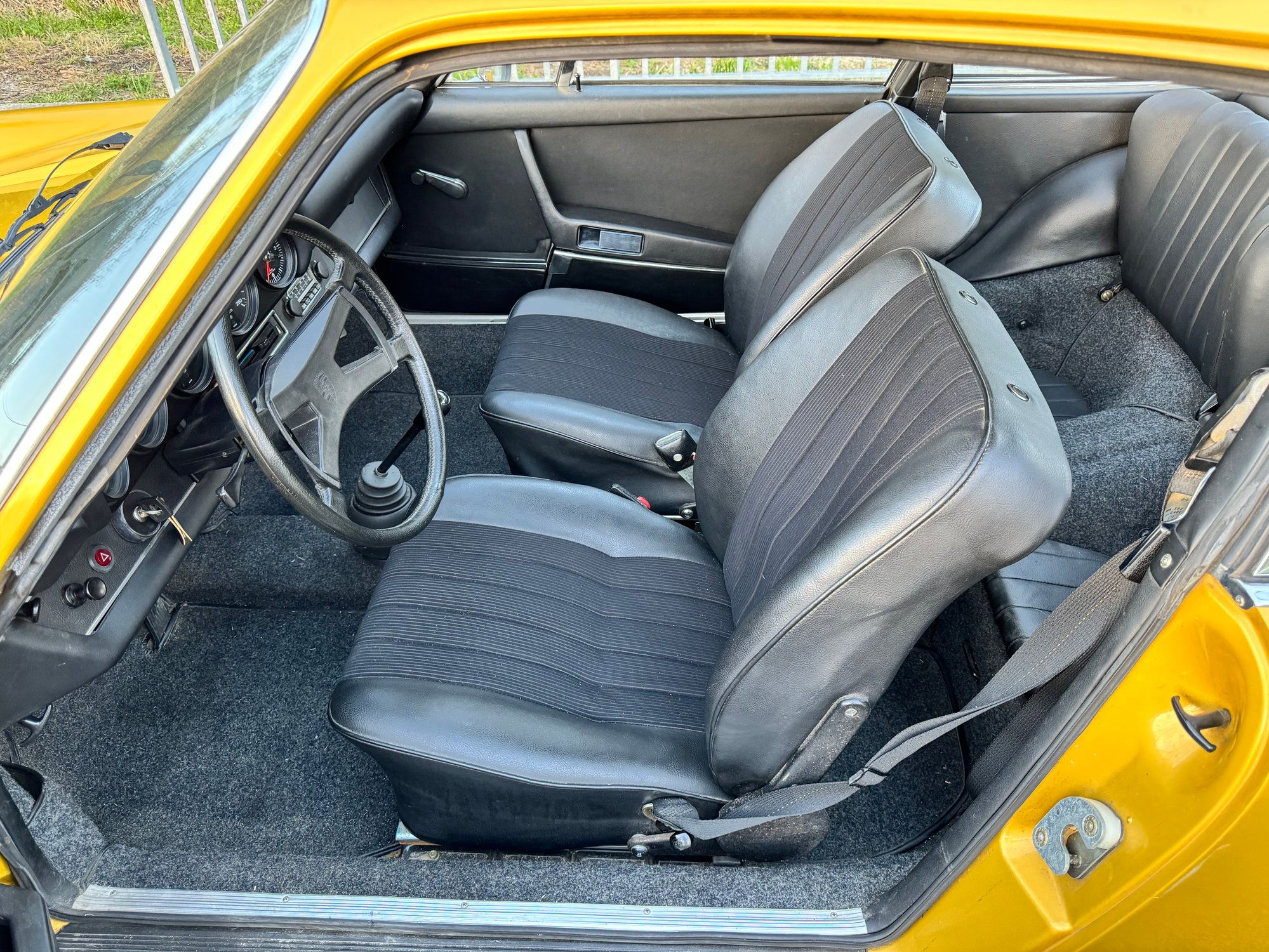 Porsche 911 2.4T 17