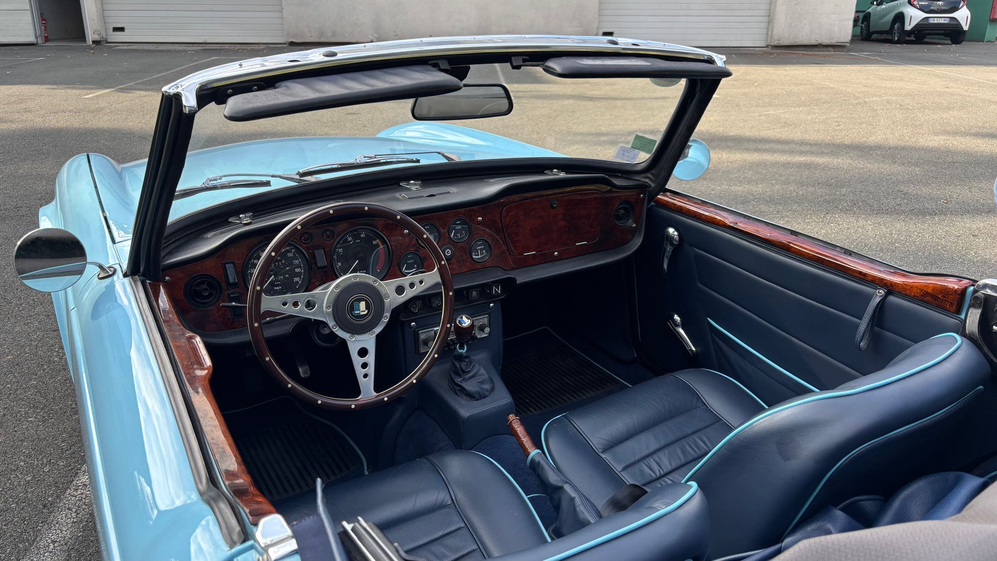 Triumph TR6 PI 10