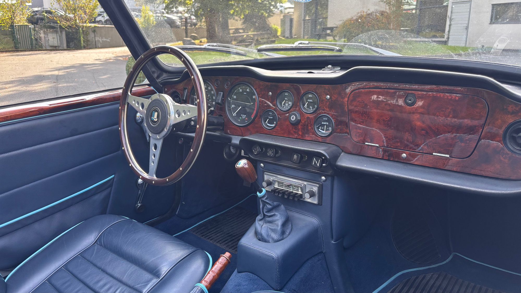 Triumph TR6 PI 13