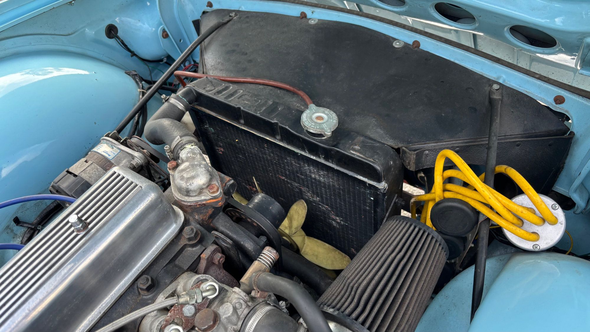 Triumph TR6 PI 17