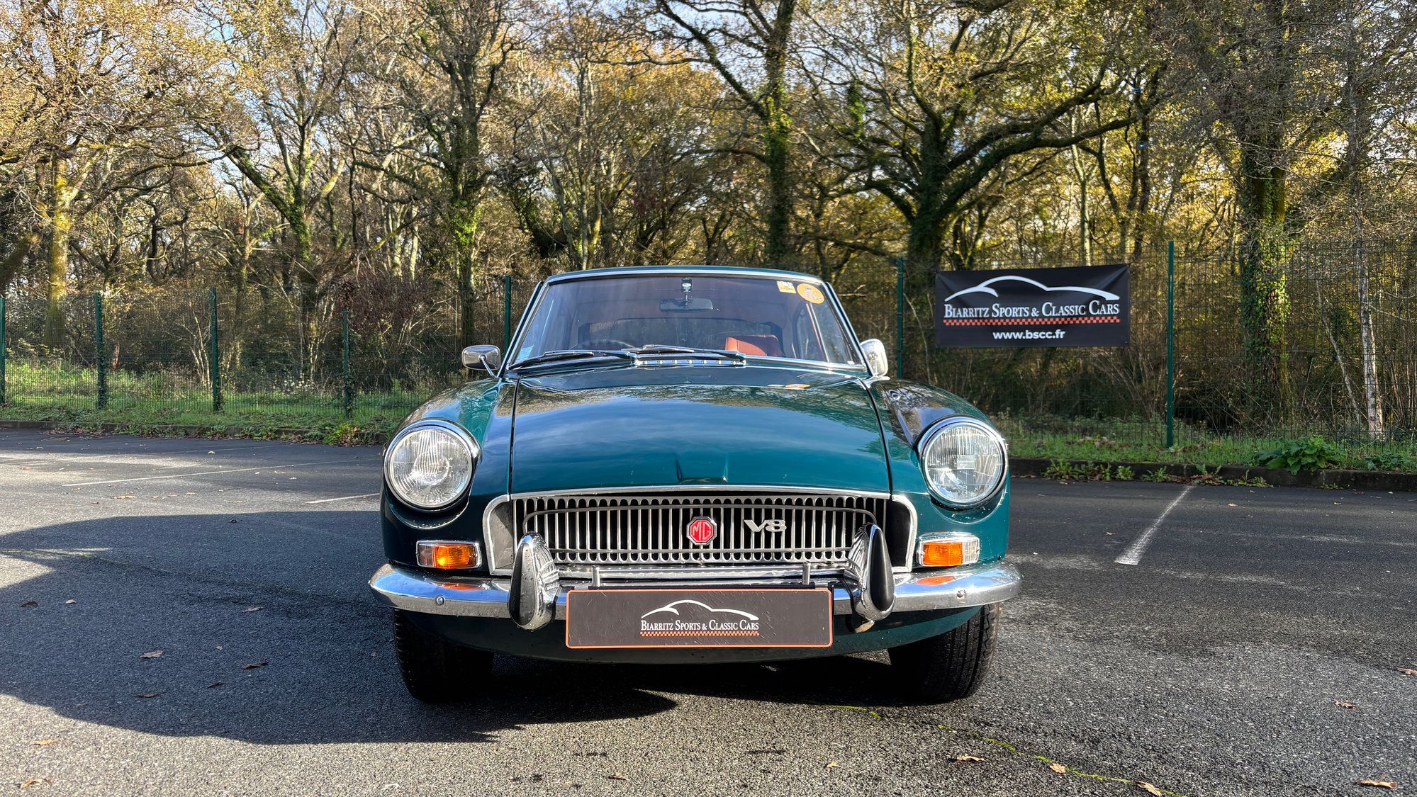 MG B GT V8 Costello 2