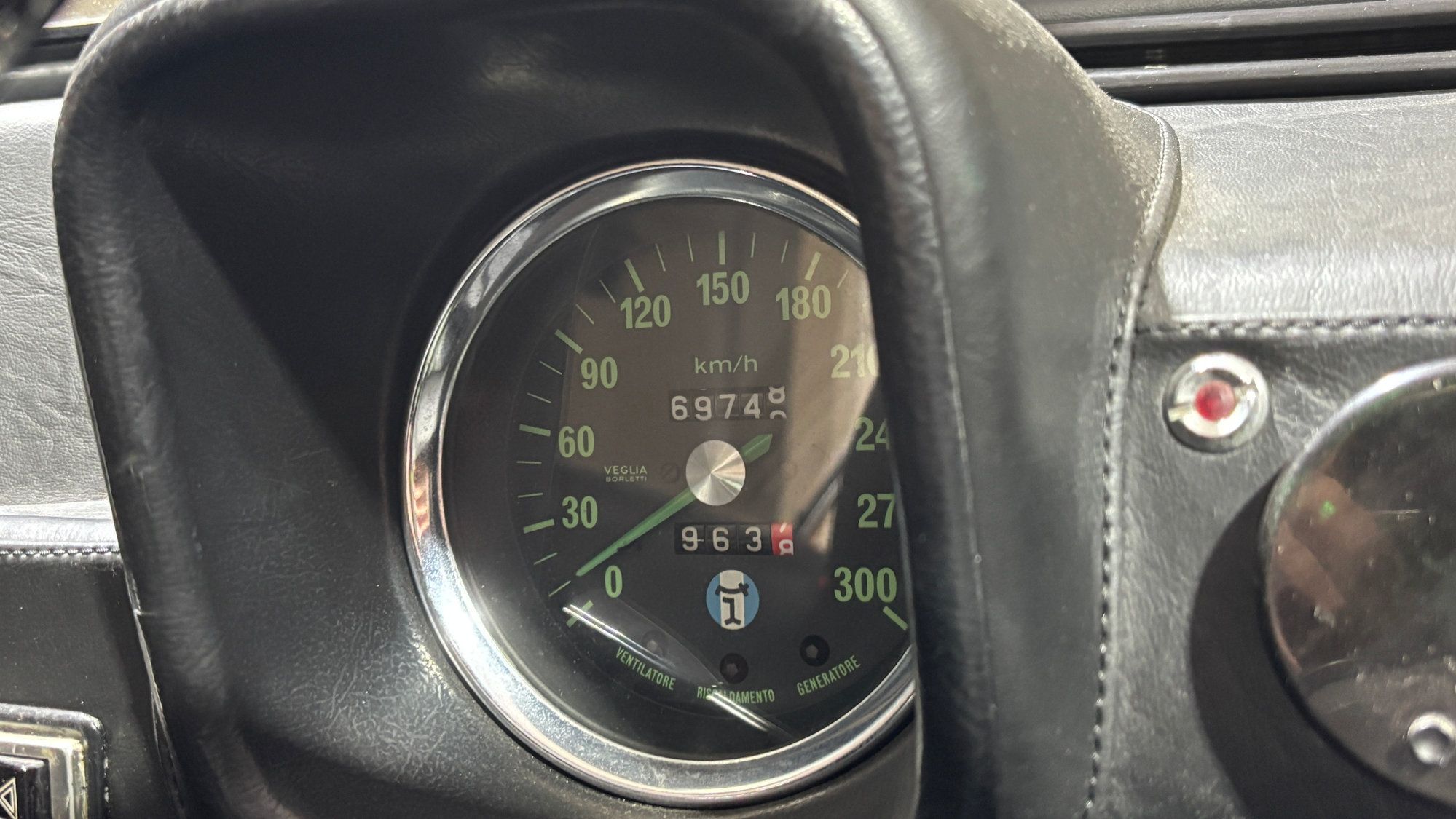 De Tomaso Pantera Push Button 18