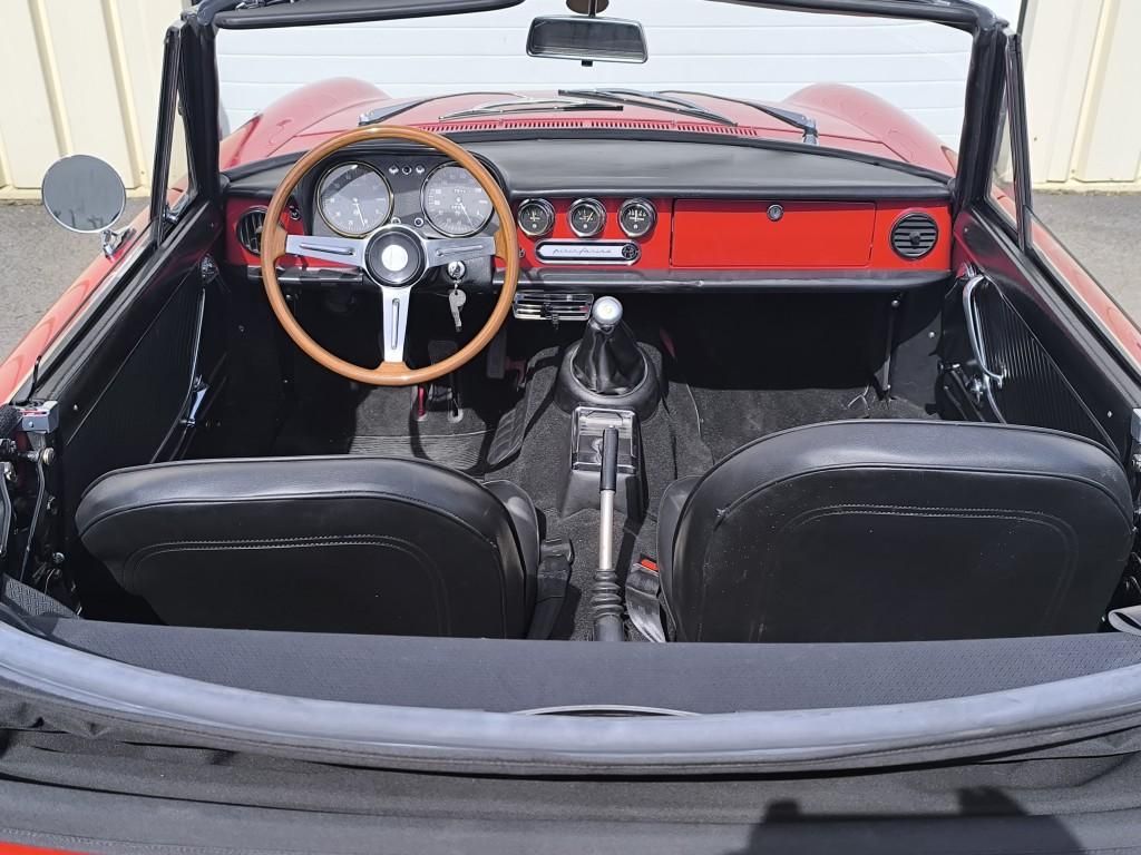 Alfa Romeo Spider 1750 4