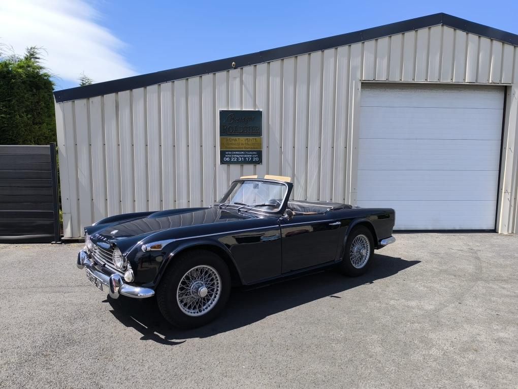Triumph TR 4 10