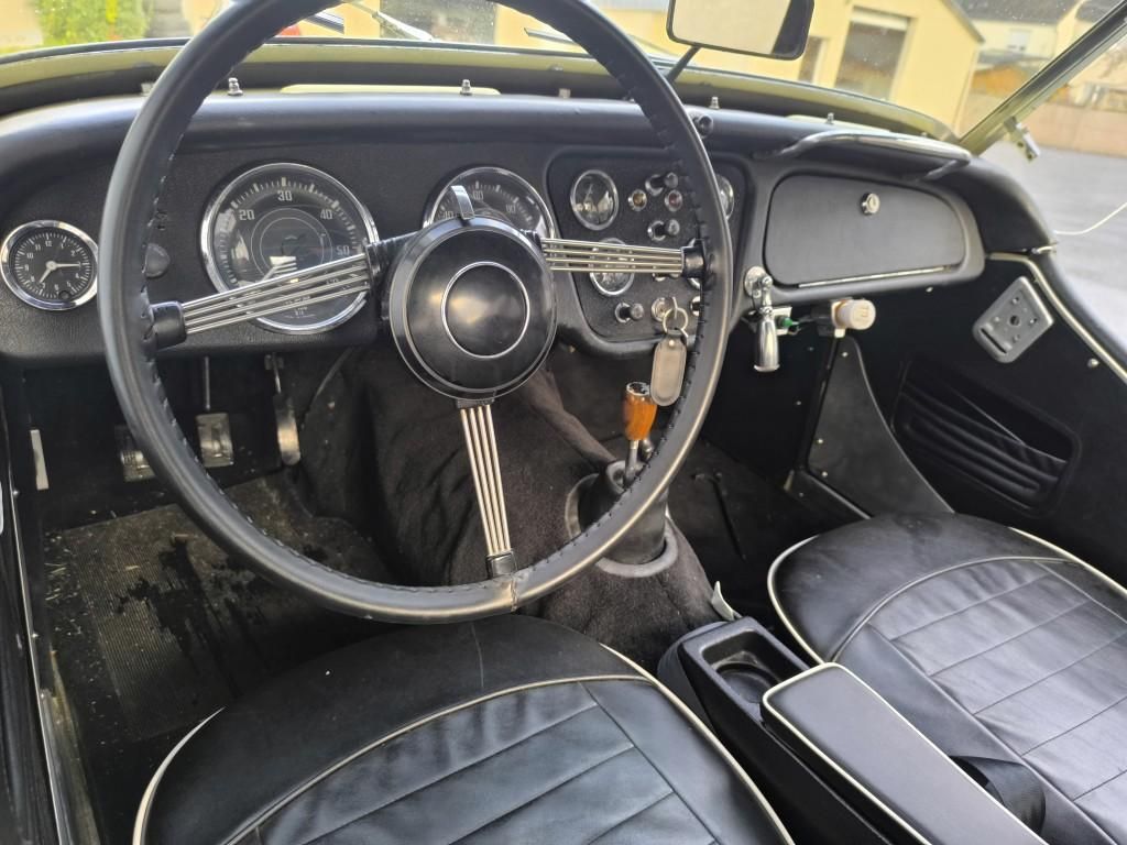 Triumph TR3A 6