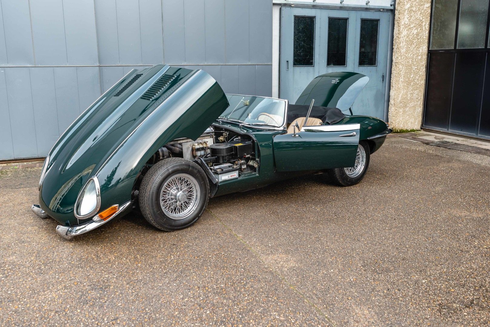 Jaguar Type E série 1 19