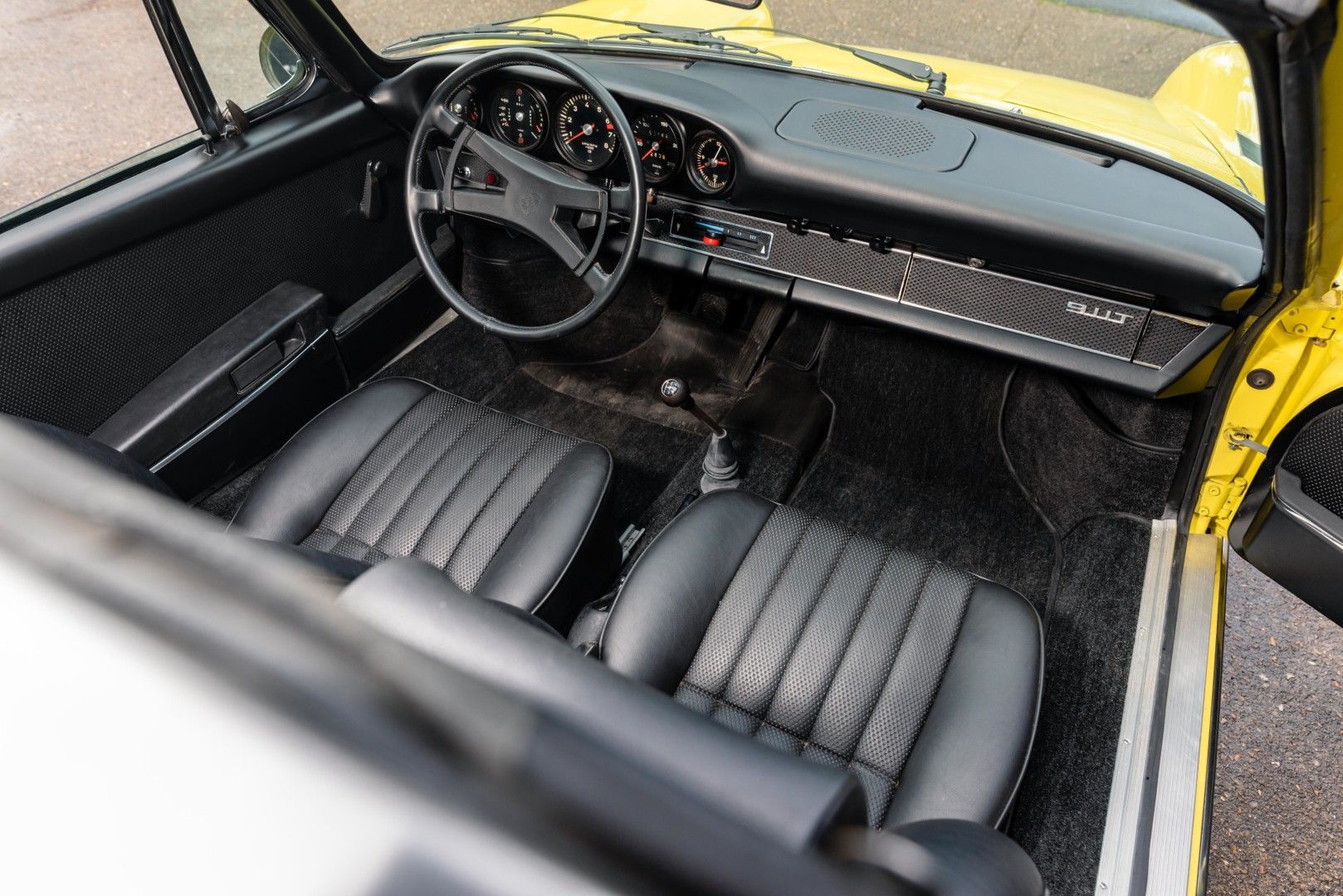 Porsche 2,2L T Targua 31