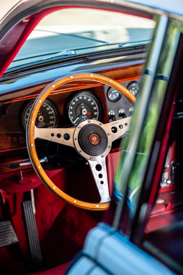 Jaguar MKII 3,8L 25