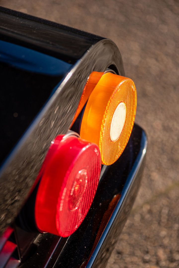 Ferrari BB512i 19