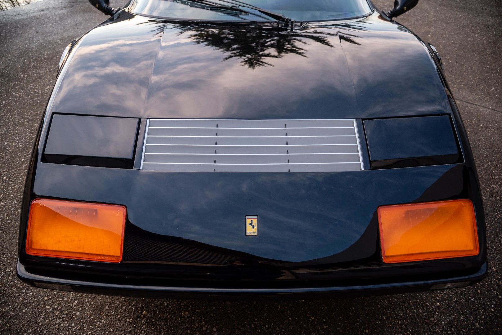 Ferrari BB512i 53