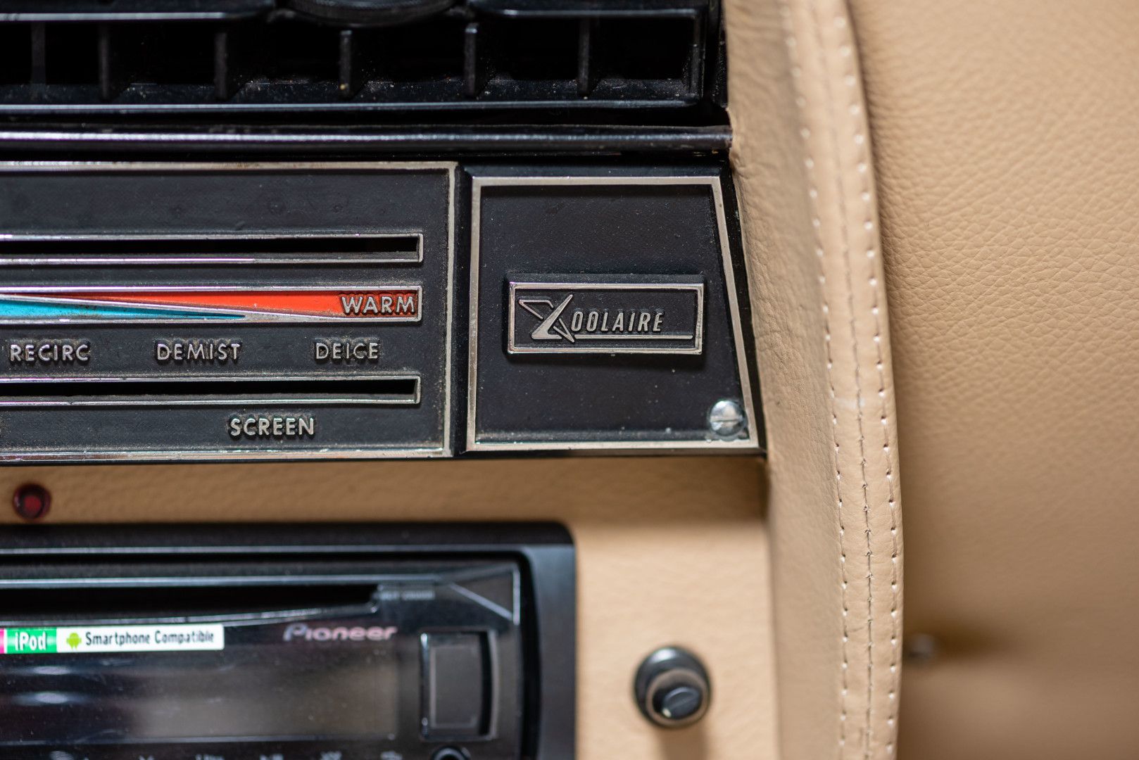 Aston Martin V8 Volante 50