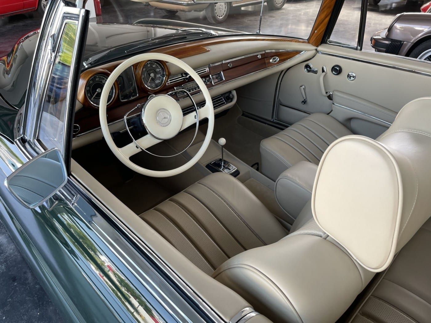 250SE Cabriolet Concours 16