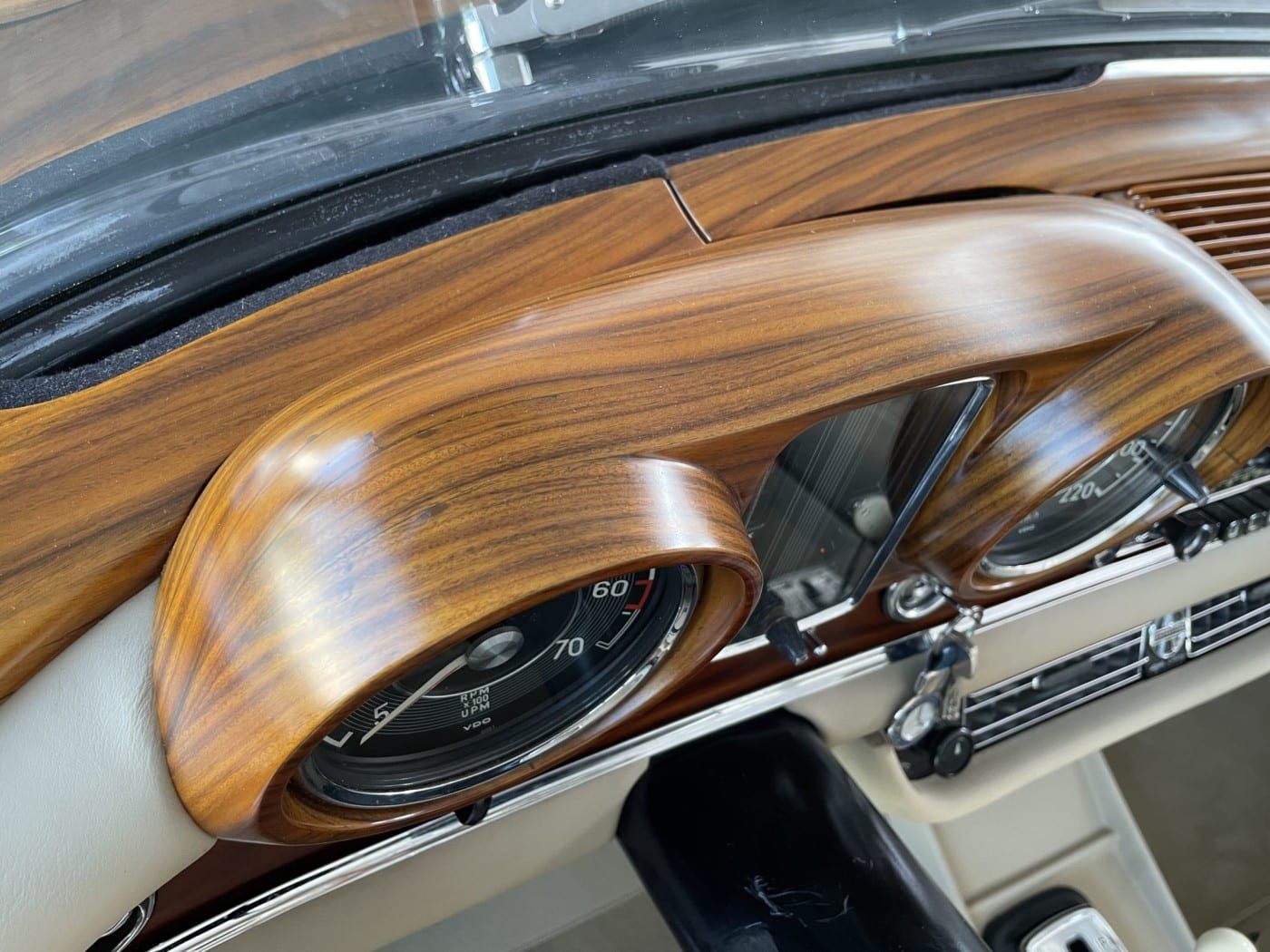 250SE Cabriolet Concours 30