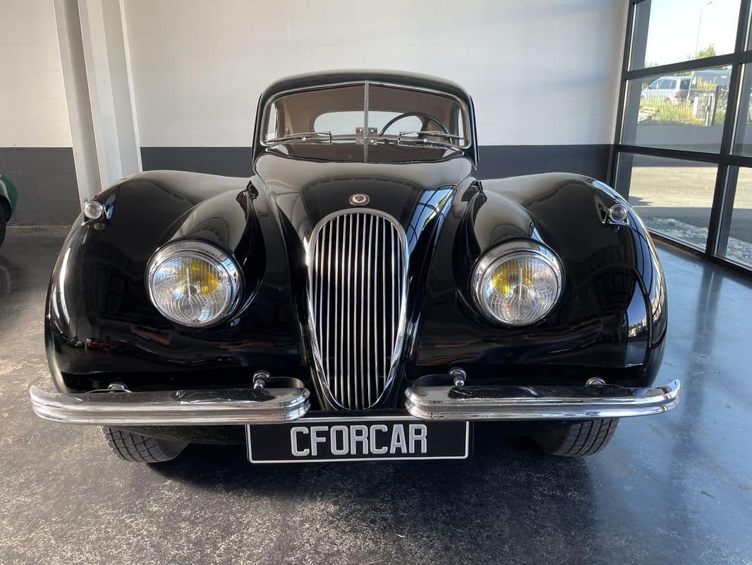 Jaguar XK120 Coupé 8
