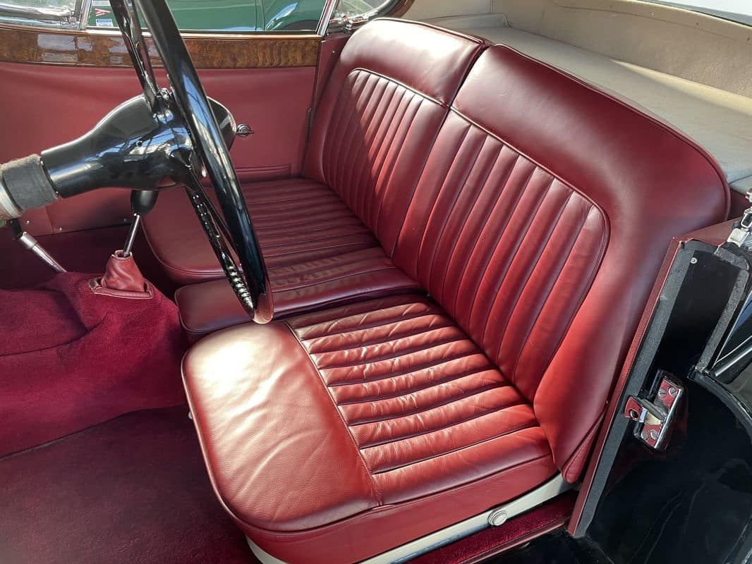 Jaguar XK120 Coupé 19