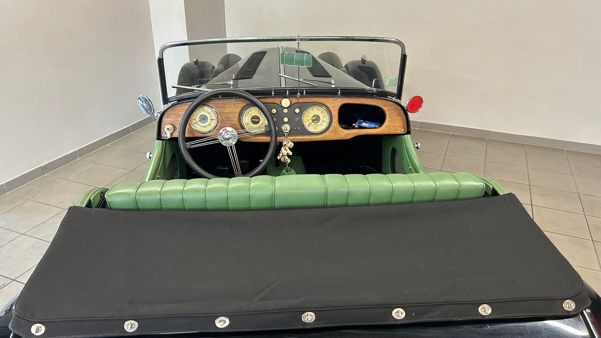 Morgan Plus 4 5