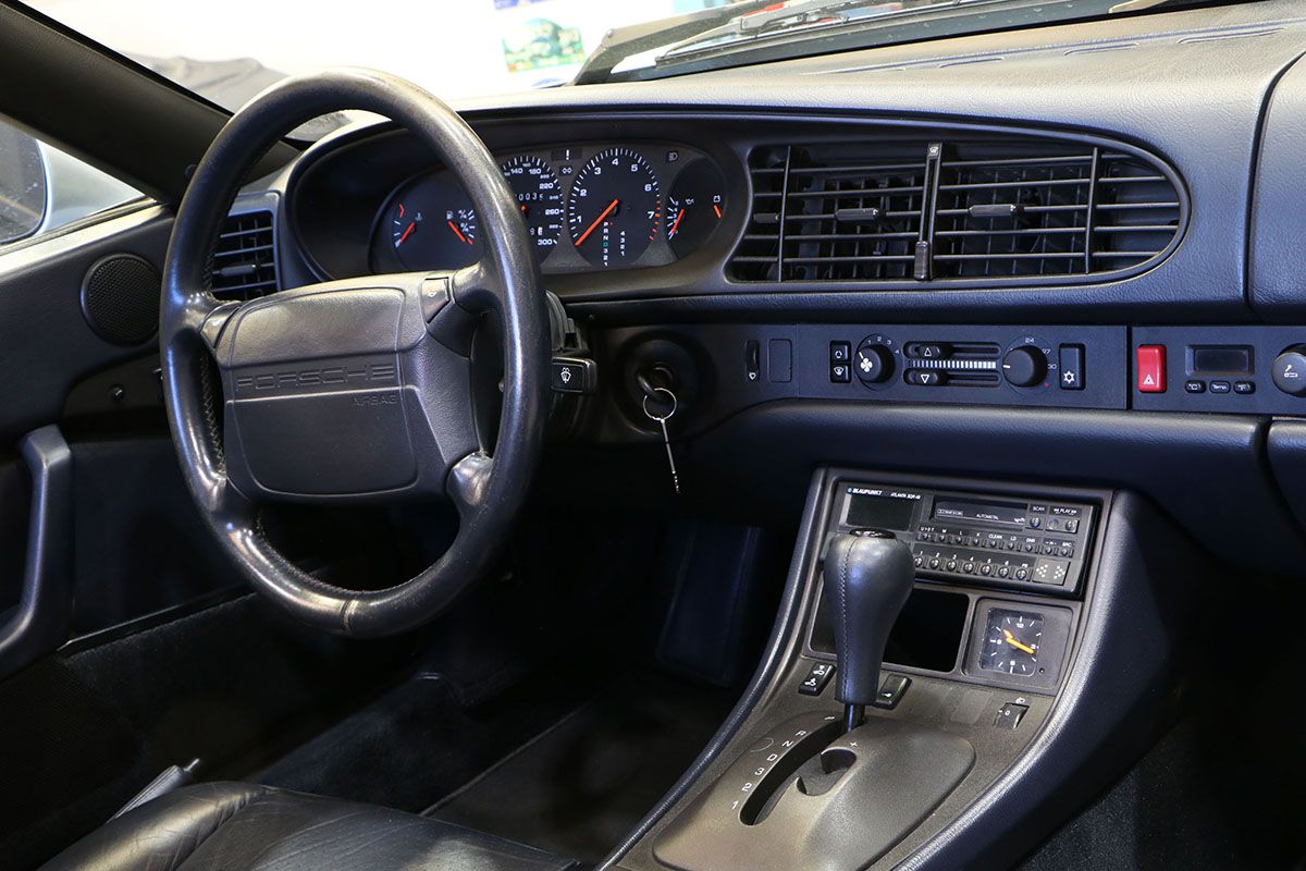 Porsche 968 Cabriolet 24