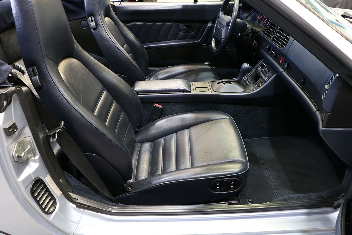 Porsche 968 Cabriolet 32