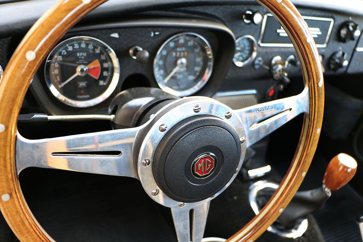 MG MGB GT Mk1 GHD3 17
