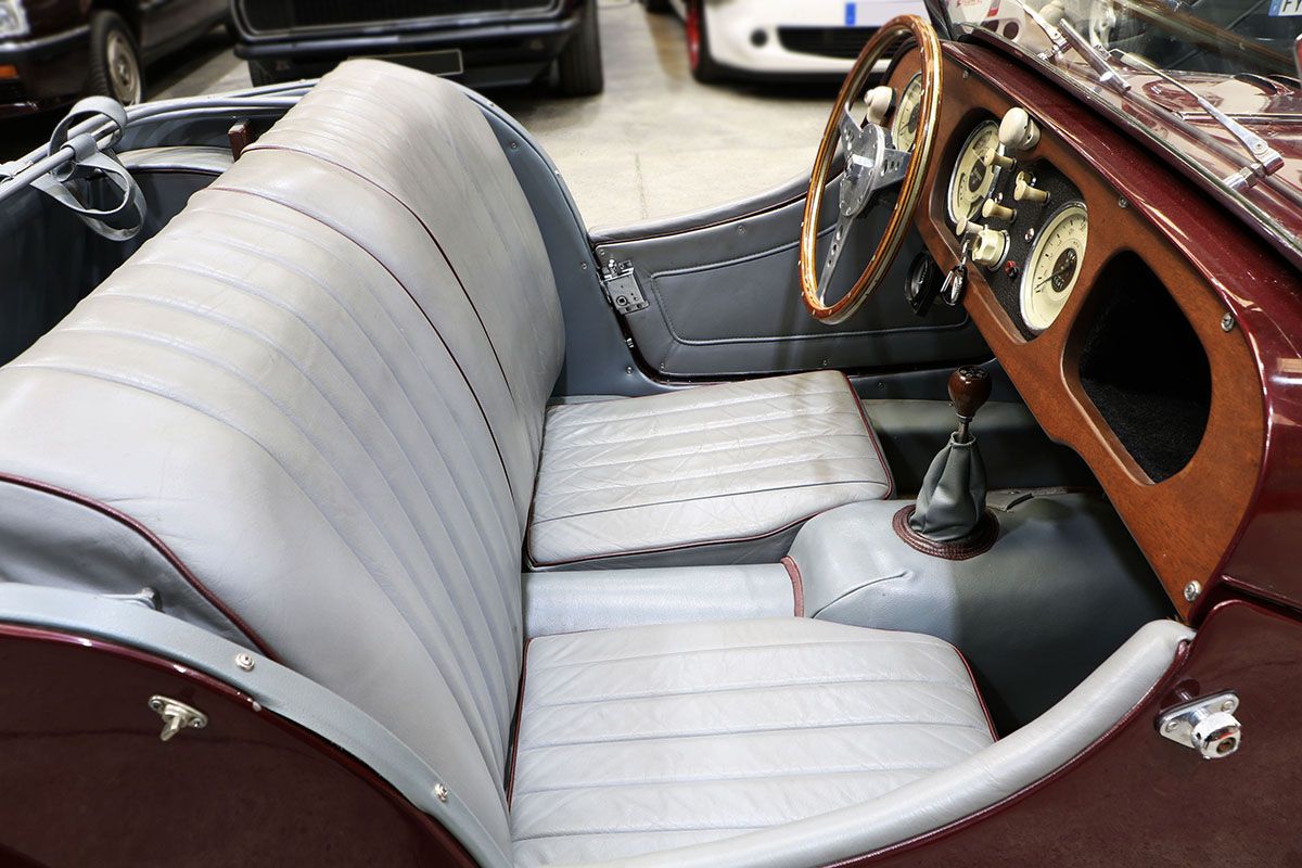 Morgan Plus 4 29