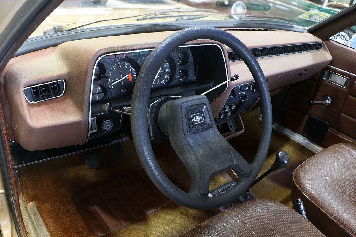 CHRYSLER 1307 S 15