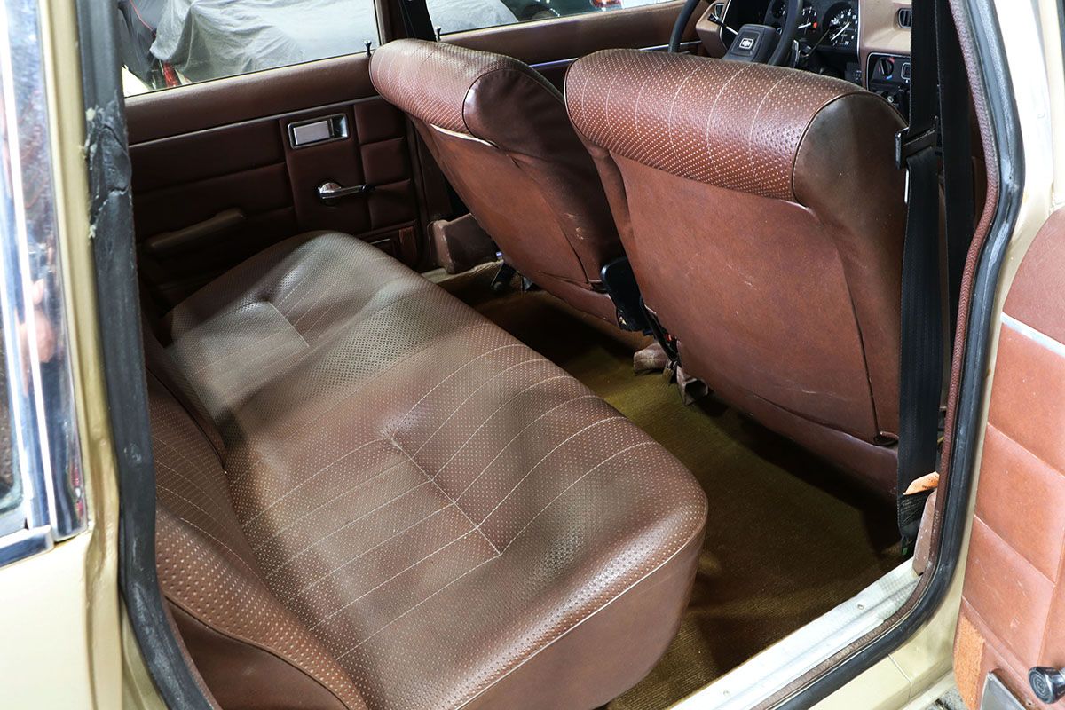 CHRYSLER 1307 S 26