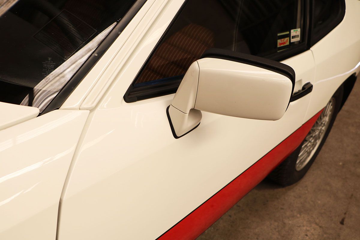 Porsche 924 Turbo 40