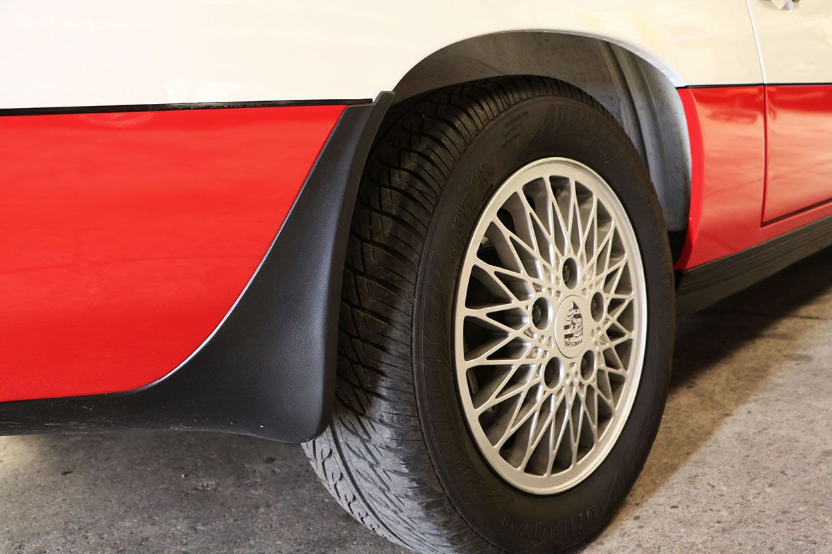 Porsche 924 Turbo 47