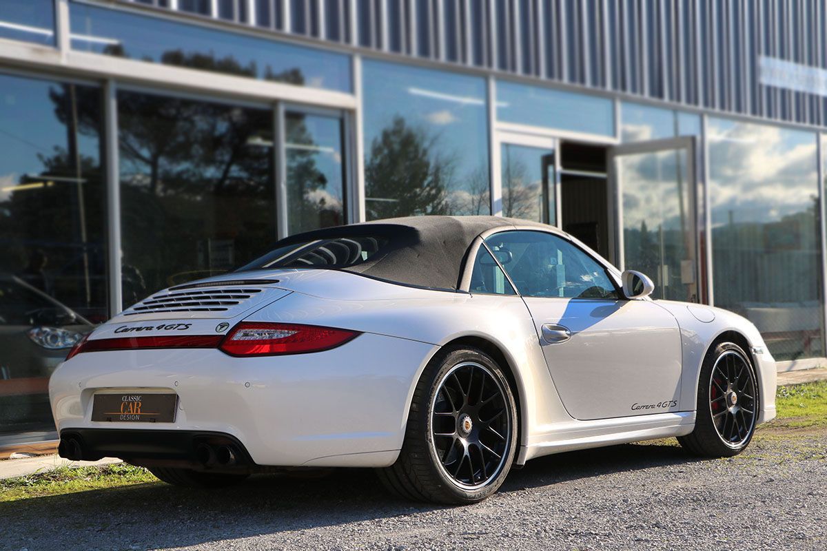 Porsche 997 Carrera 4 GTS CABRIOLET 2