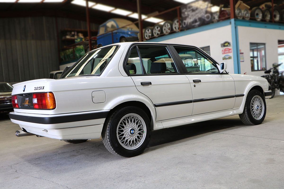 BMW 325 ix BVA E30 13